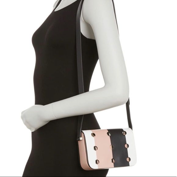 RARE🔥Authentic Kate Spade Italian leather flap Crosby🌹 - Picture 5 of 16